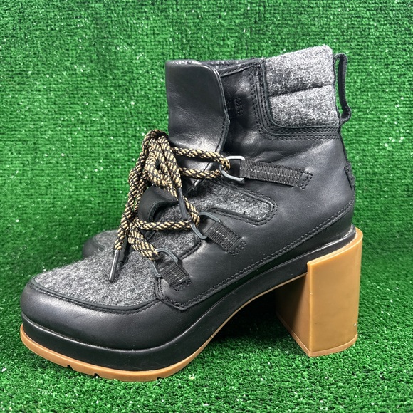 SOREL Dark Charcoal Black & Grey Heeled Ankle Boots 9.5 - Picture 3 of 15